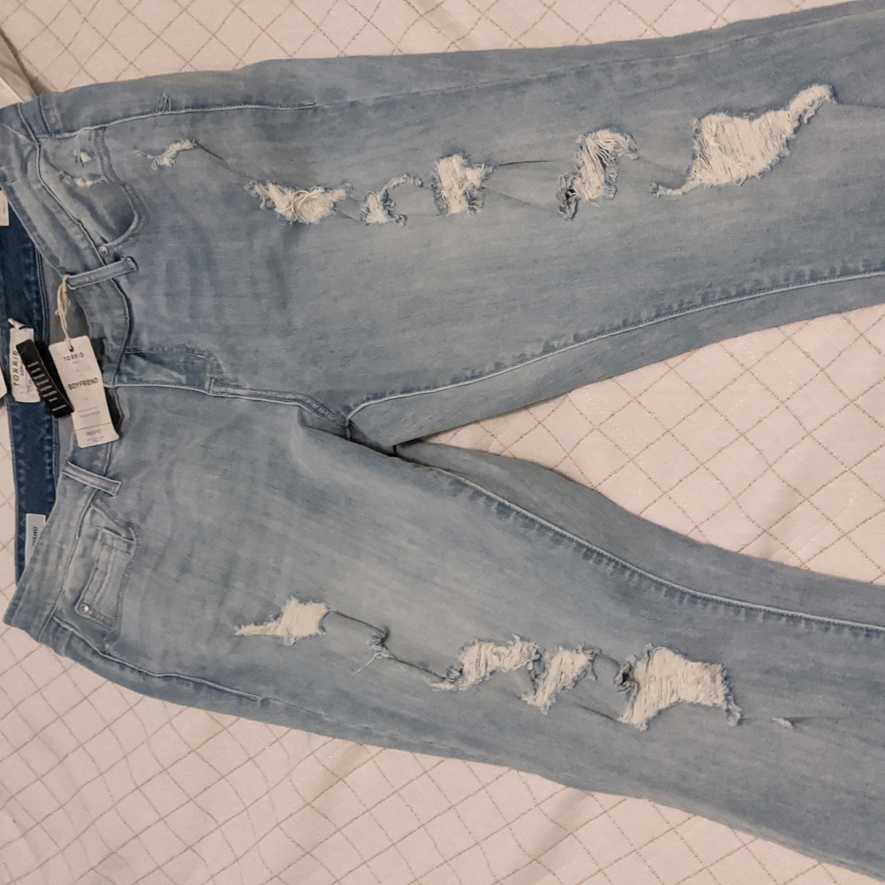 Brand New pair of Torrid Boyfriend jeans